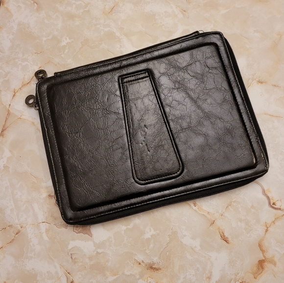 ☆4/$20☆ Tablet cases - Picture 3 of 6